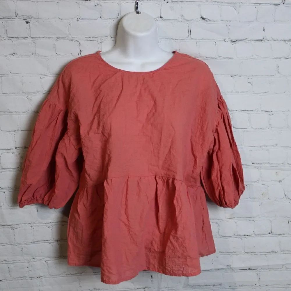Women's Puff Sleeve Ruffle Top Medium